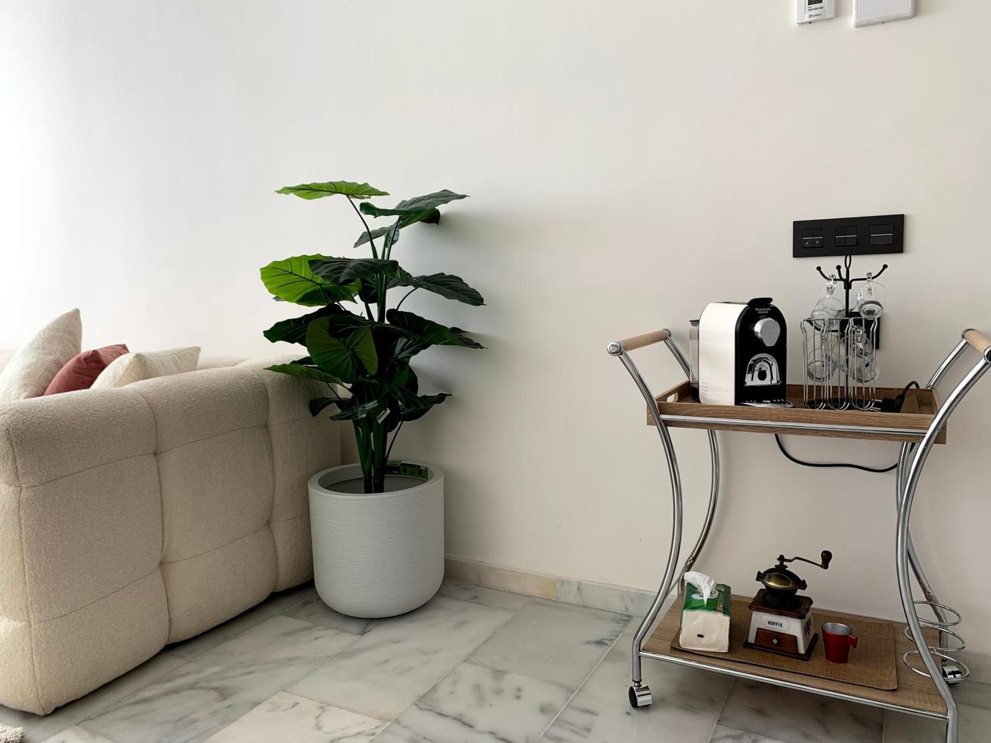 The Luxury Near The Sea Apartment